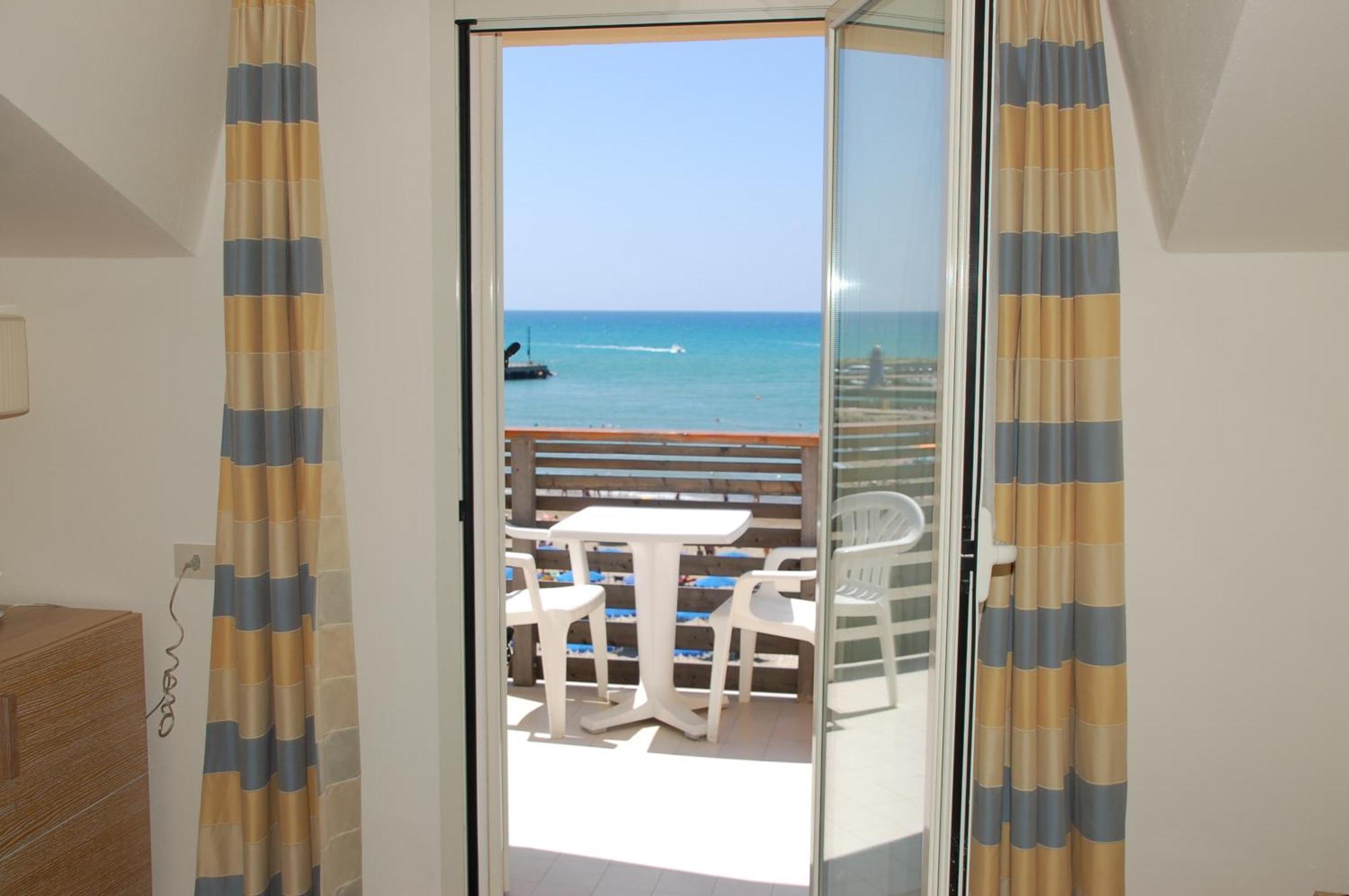Hotel Miramare Castiglione della Pescaia Esterno foto