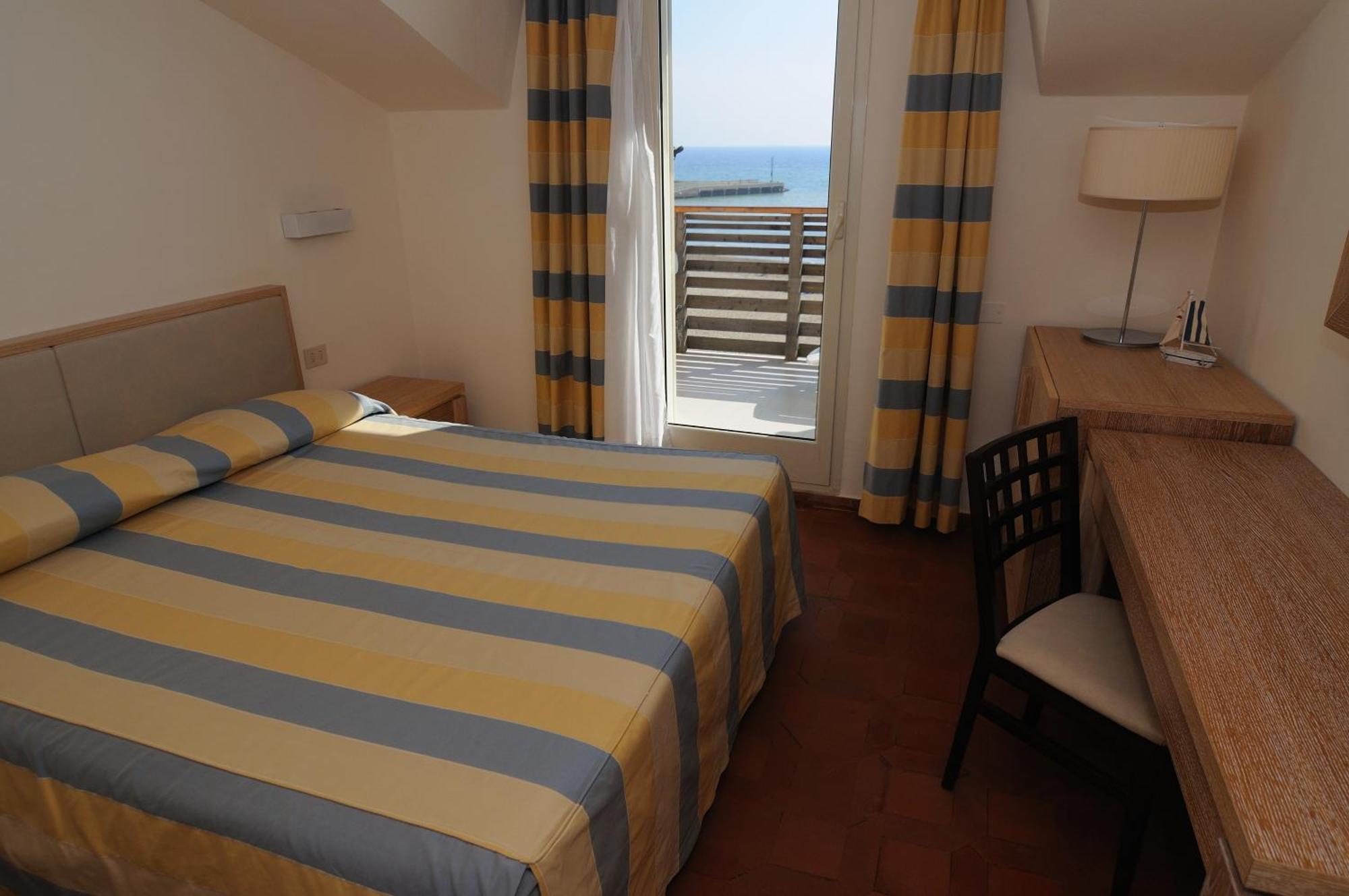 Hotel Miramare Castiglione della Pescaia Esterno foto