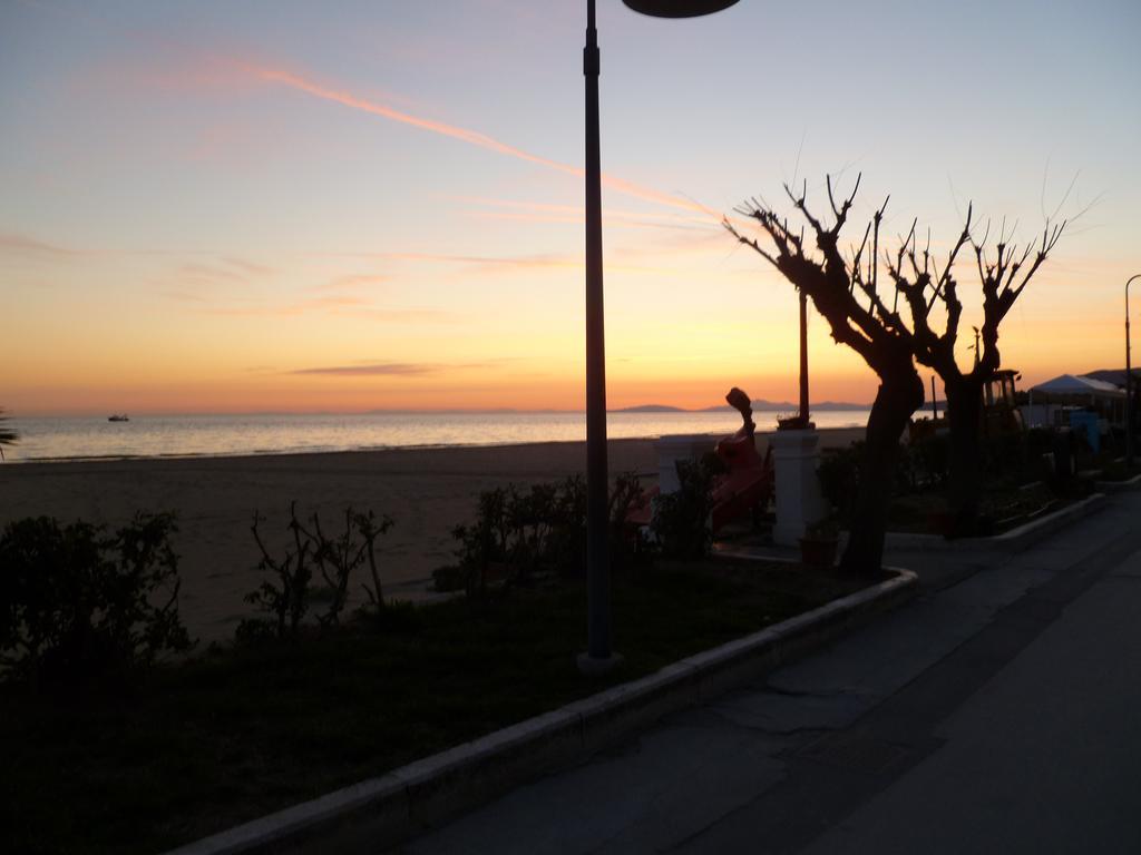 Hotel Miramare Castiglione della Pescaia Esterno foto