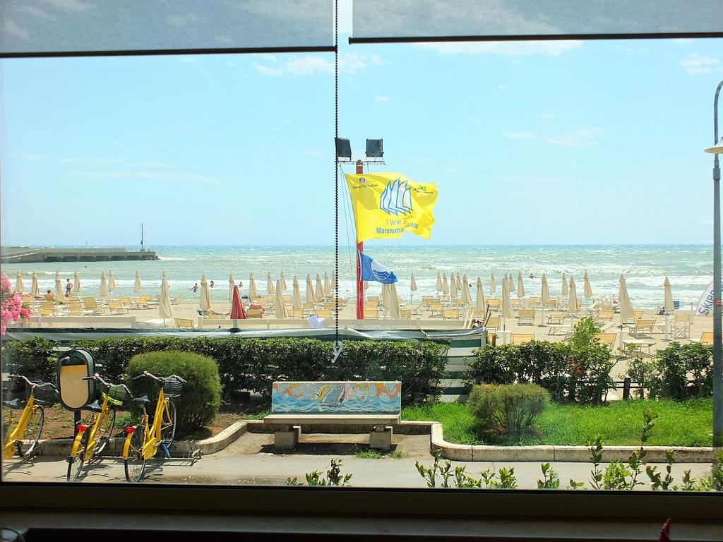 Hotel Miramare Castiglione della Pescaia Esterno foto