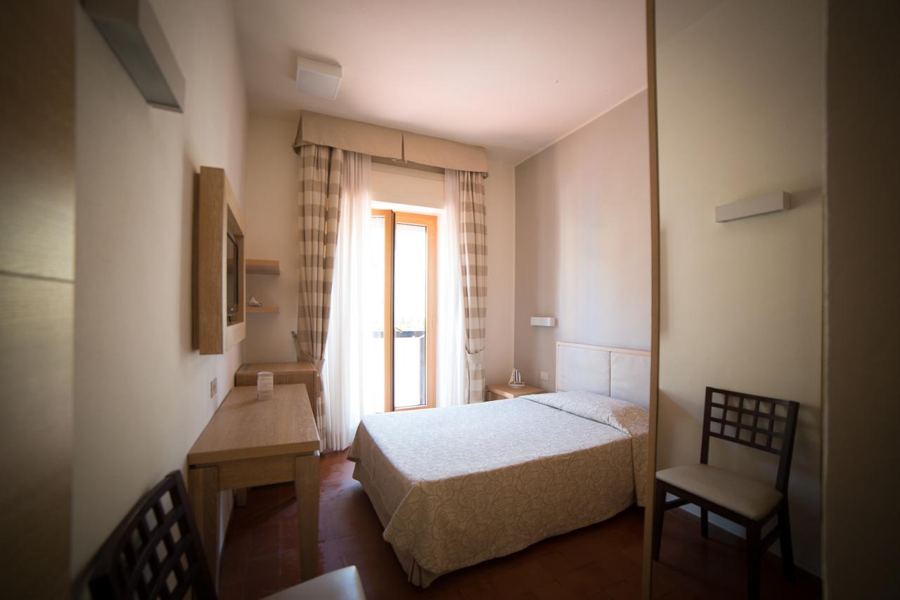 Hotel Miramare Castiglione della Pescaia Esterno foto
