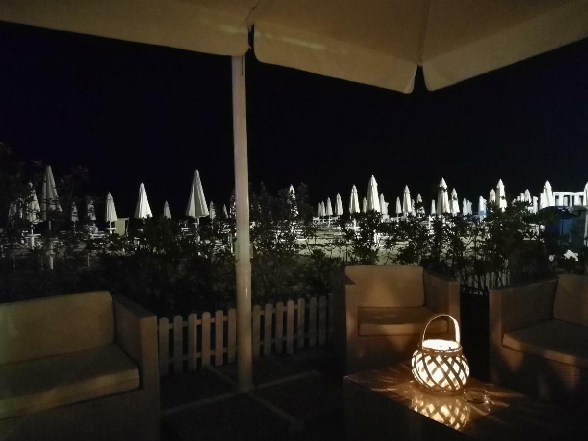 Hotel Miramare Castiglione della Pescaia Esterno foto