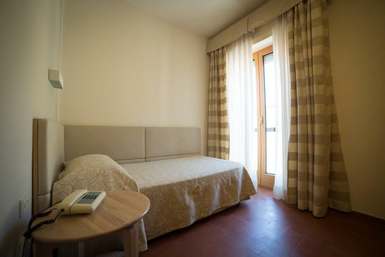Hotel Miramare Castiglione della Pescaia Esterno foto